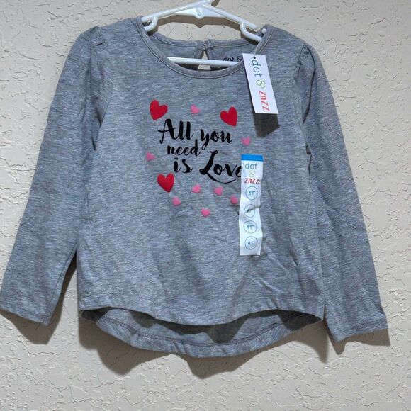 New Girls Size 4T "All You Need Is Love" Shirt Dot & Zazz Valentine's Day Gray - Picture 2 of 8